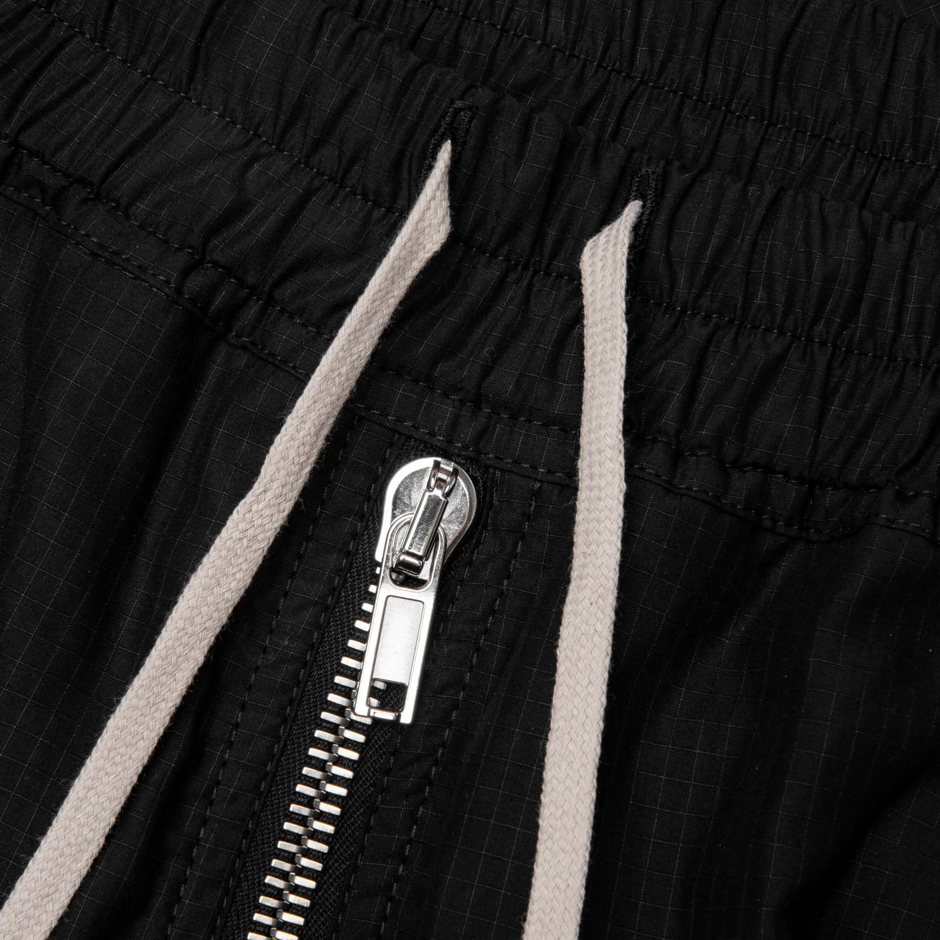 Bauhaus Shorts - Black