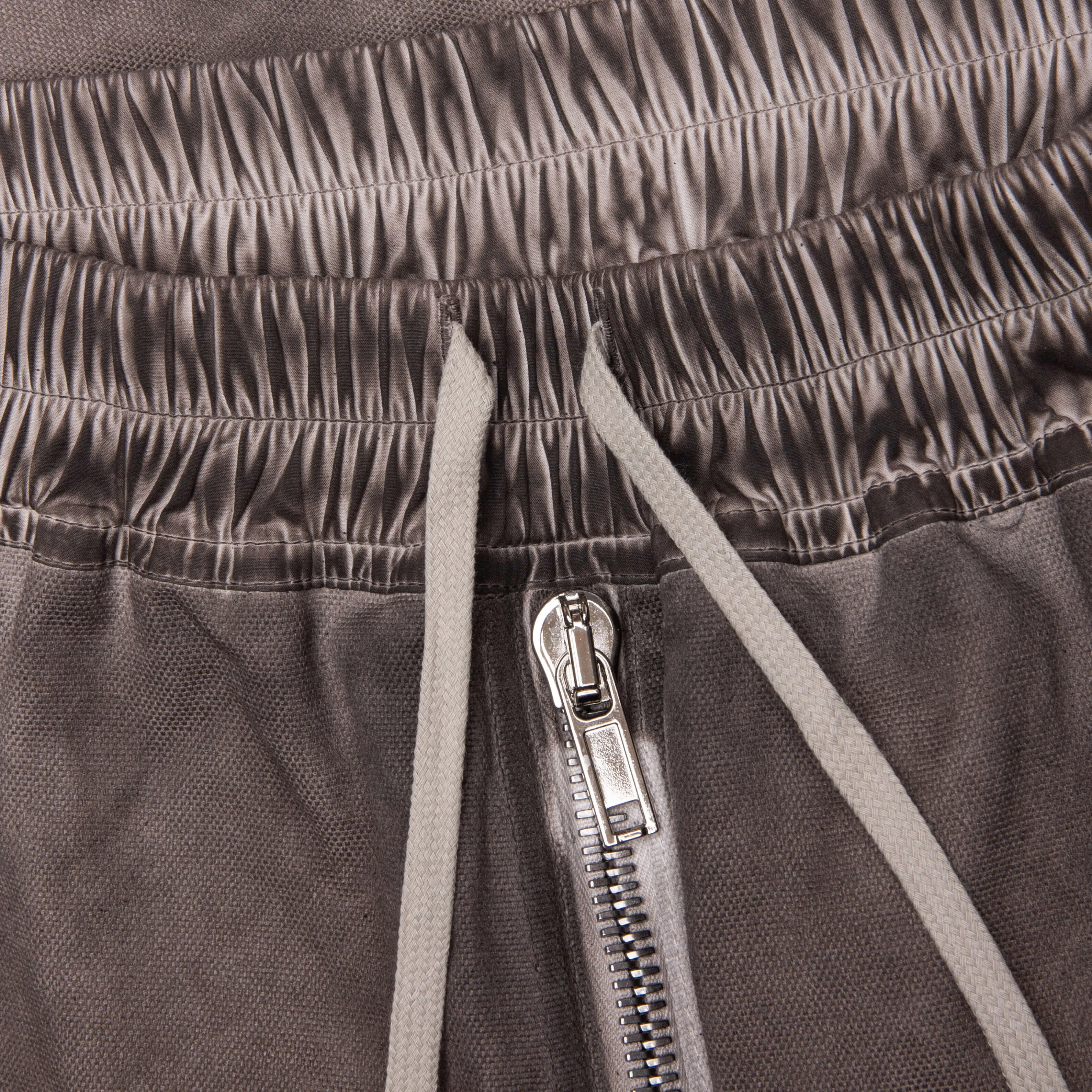 Bauhaus Shorts - Dust