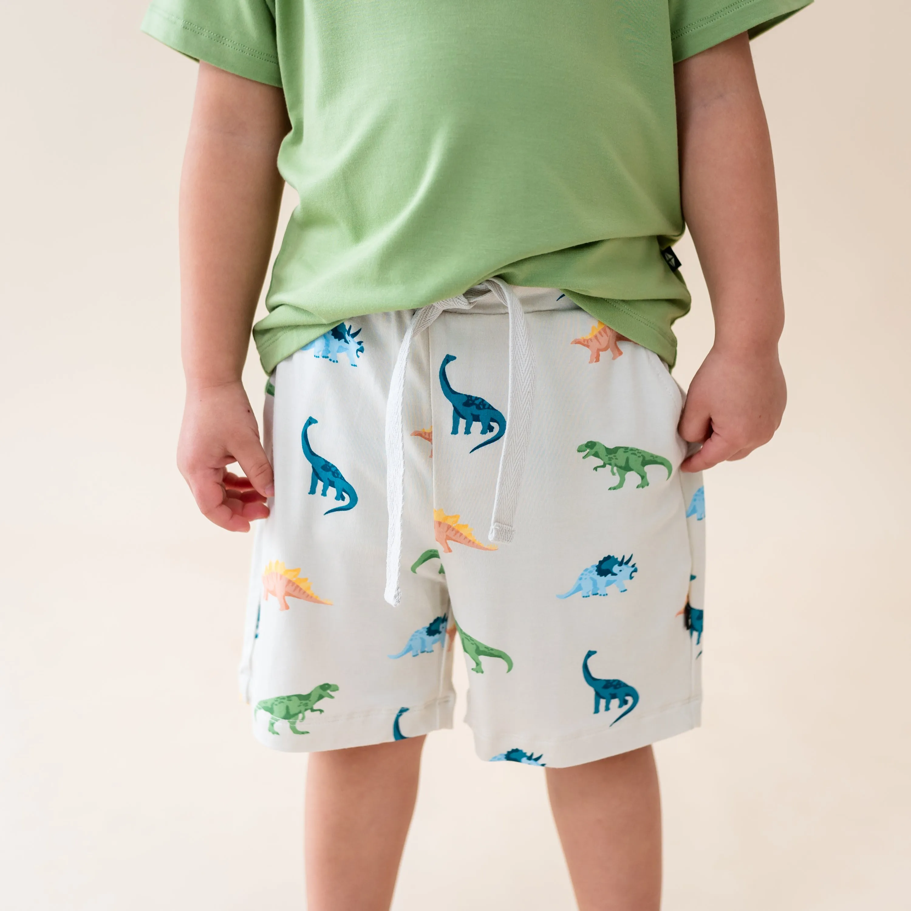 Drawstring Short in Ecru Roar