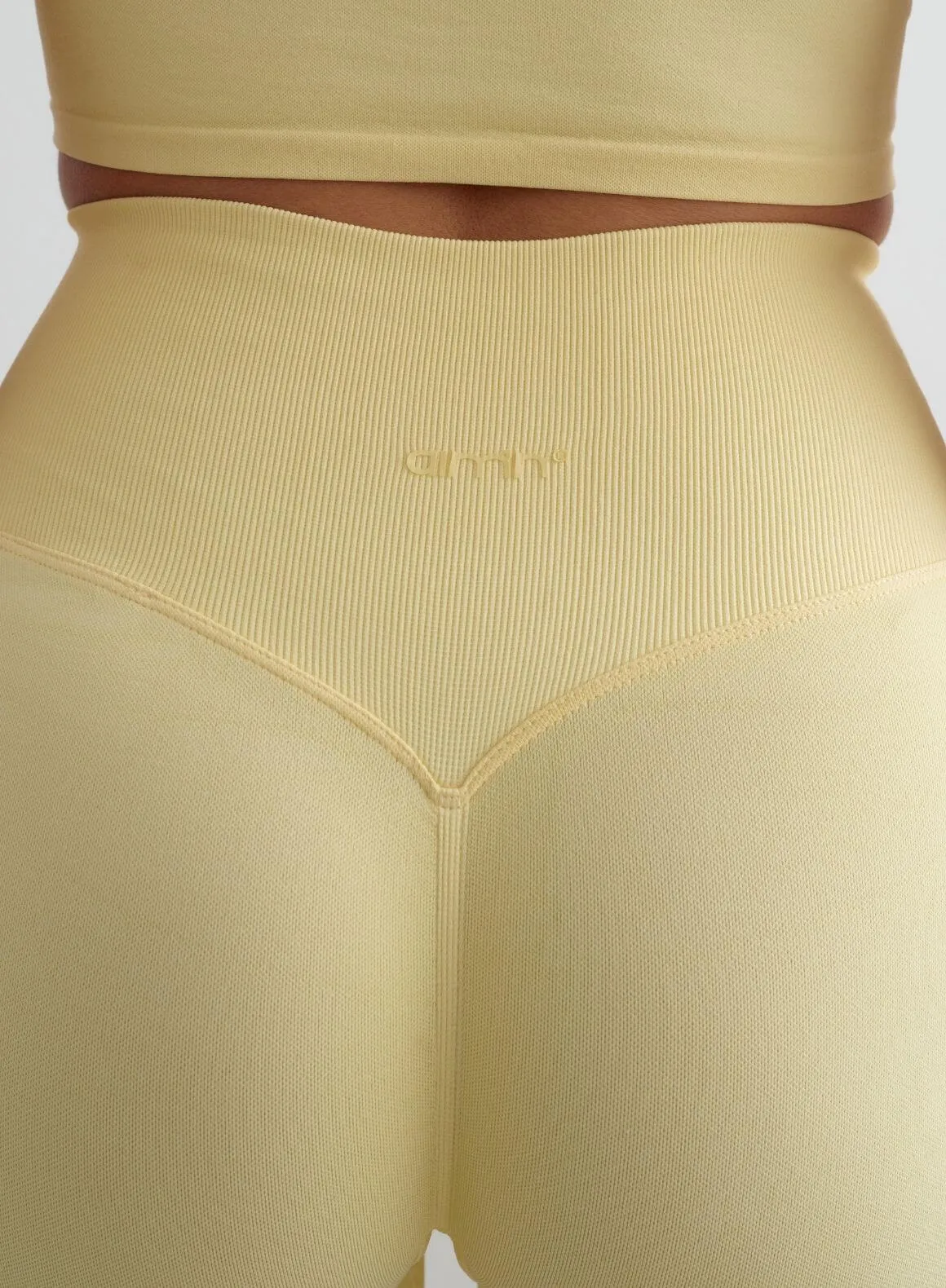 Mellow Shape Seamless Hotpants