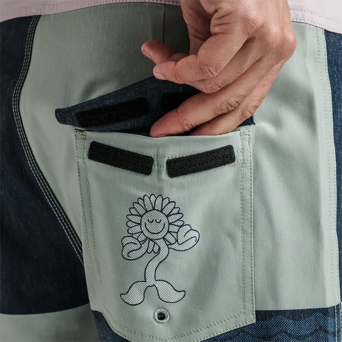 Men's Passage 17"