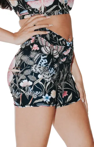 Movement Short - Pretty In Black