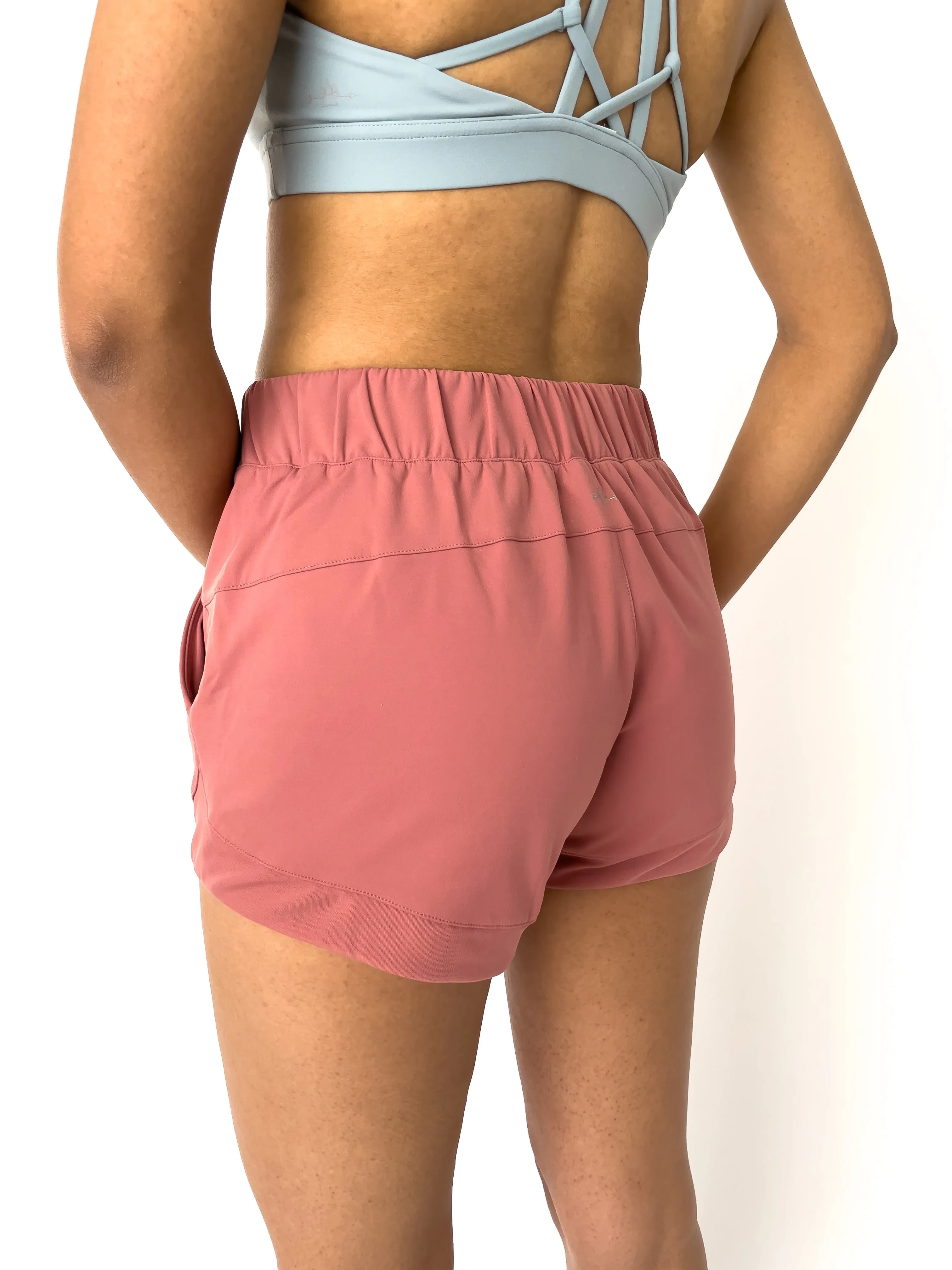 Run Freely Shorts (3")