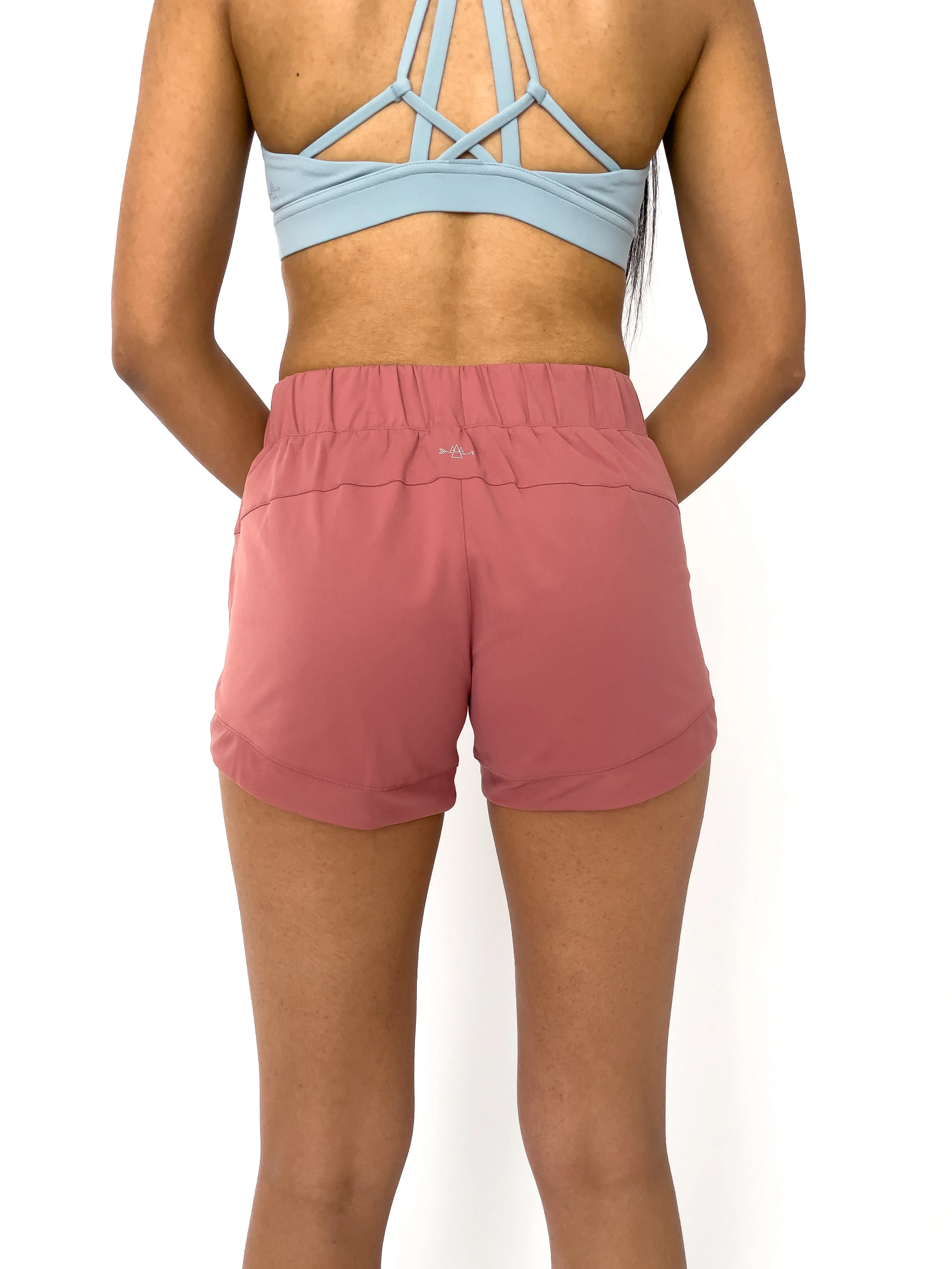 Run Freely Shorts (3")