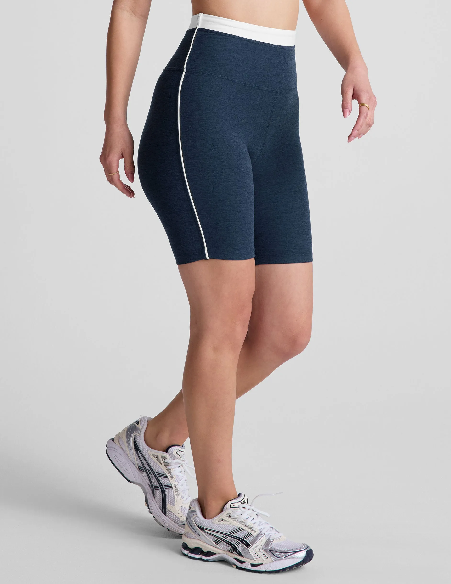 Spacedye Trophy 7" Short